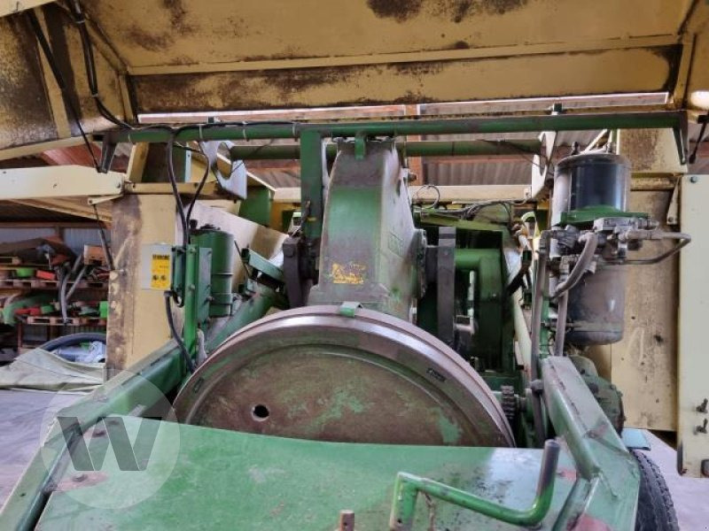 Krone Big Pack 120-80 - 方形打包机:图5 Krone Big Pack 120-80 - 方形打包机:图5