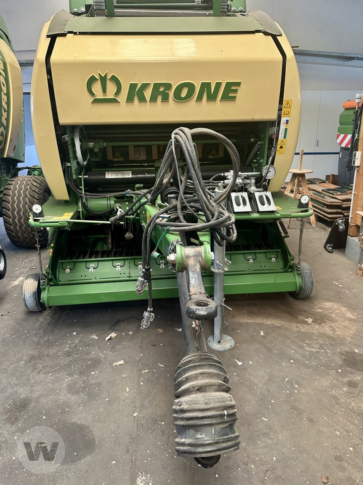Krone Comprima V 180 XC - 圆形打包机:图4 Krone Comprima V 180 XC - 圆形打包机:图4