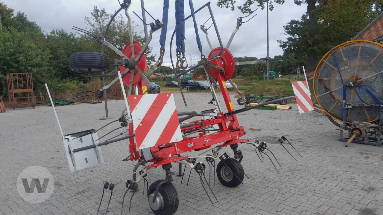 Massey Ferguson TD 524 DN - 翻草机/ 搂草机:图4 Massey Ferguson TD 524 DN - 翻草机/ 搂草机:图4