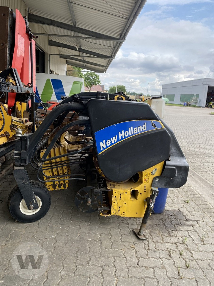 New Holland 270 FP - 饲料收割机附件:图3 New Holland 270 FP - 饲料收割机附件:图3