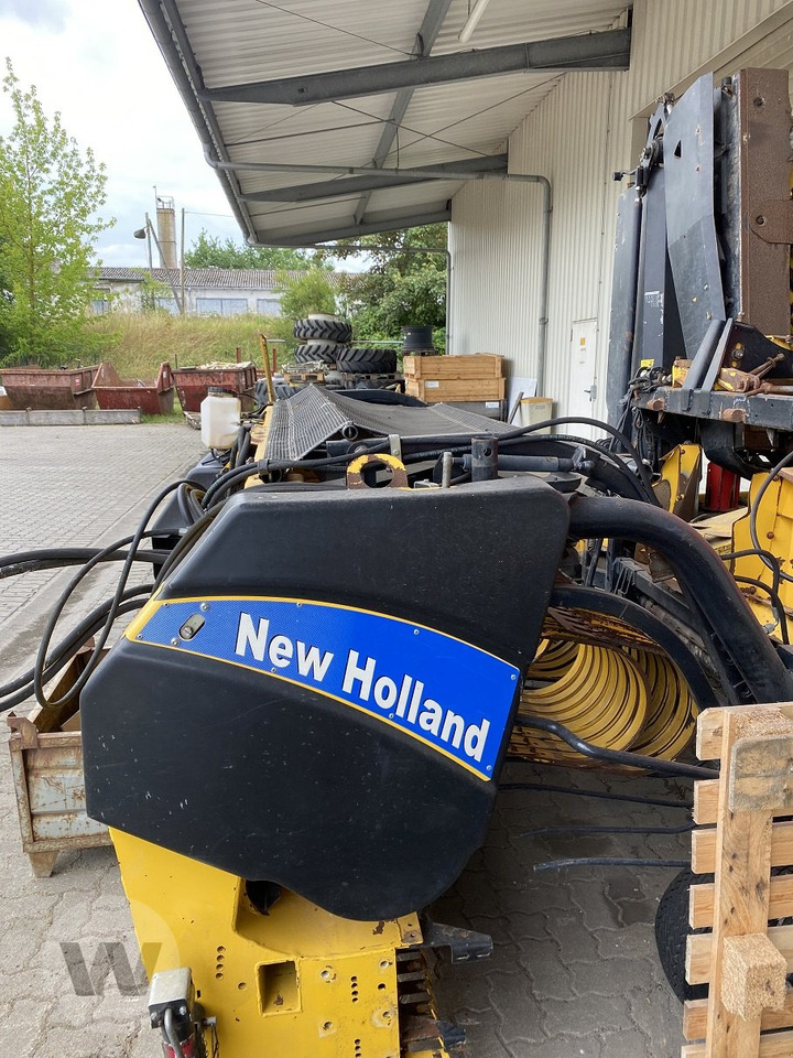 New Holland 270 FP - 饲料收割机附件:图4 New Holland 270 FP - 饲料收割机附件:图4