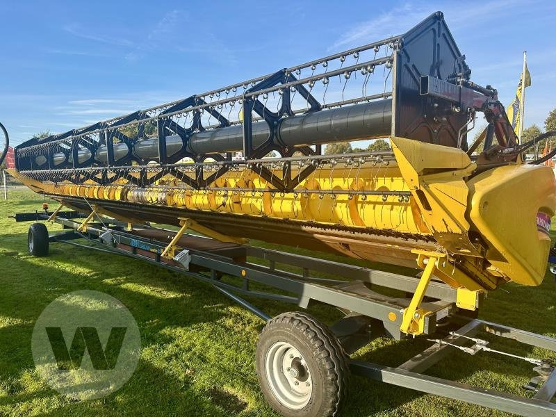 New Holland Schneidwerk 10,70 m - 谷物收割装置:图3 New Holland Schneidwerk 10,70 m - 谷物收割装置:图3