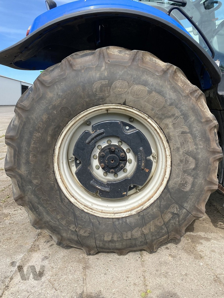 New Holland T 8.380 UC - 拖拉机:图4 New Holland T 8.380 UC - 拖拉机:图4