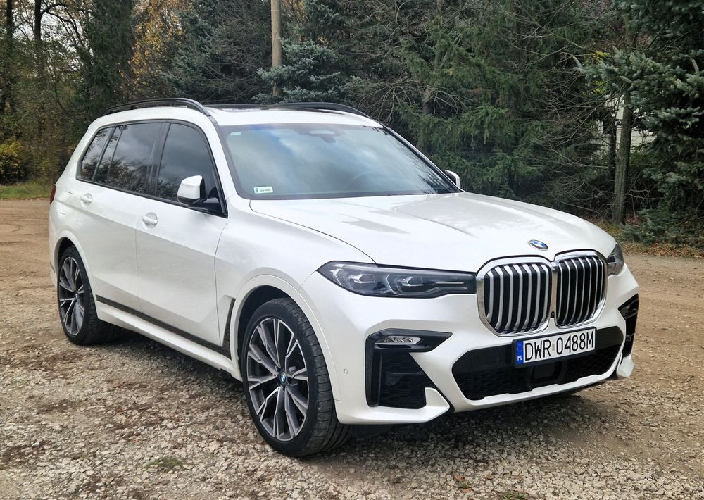 BMW X7 M50i sport - 越野车:图1 BMW X7 M50i sport - 越野车:图1