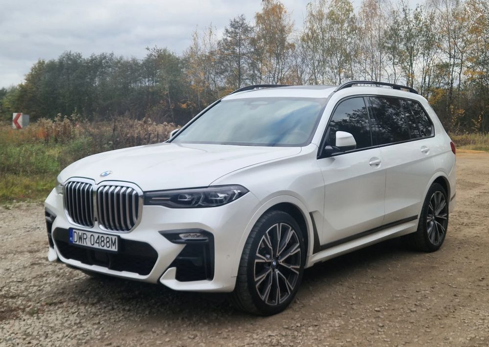 BMW X7 M50i sport - 越野车:图3 BMW X7 M50i sport - 越野车:图3