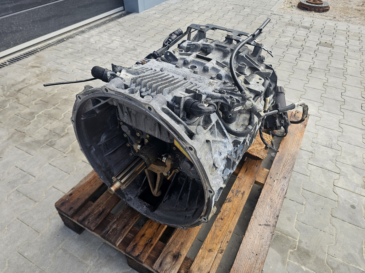 DAF XF 105 GEARBOX / 12AS2330 TD / COMPLETE / WORLDWIDE DELIVERY - 变速箱:图3 DAF XF 105 GEARBOX / 12AS2330 TD / COMPLETE / WORLDWIDE DELIVERY - 变速箱:图3