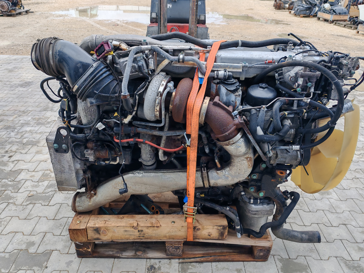 MAN TGX TGS / D2676 LF51 / EURO 6 / COMPLETE ENGINE - 发动机:图4 MAN TGX TGS / D2676 LF51 / EURO 6 / COMPLETE ENGINE - 发动机:图4