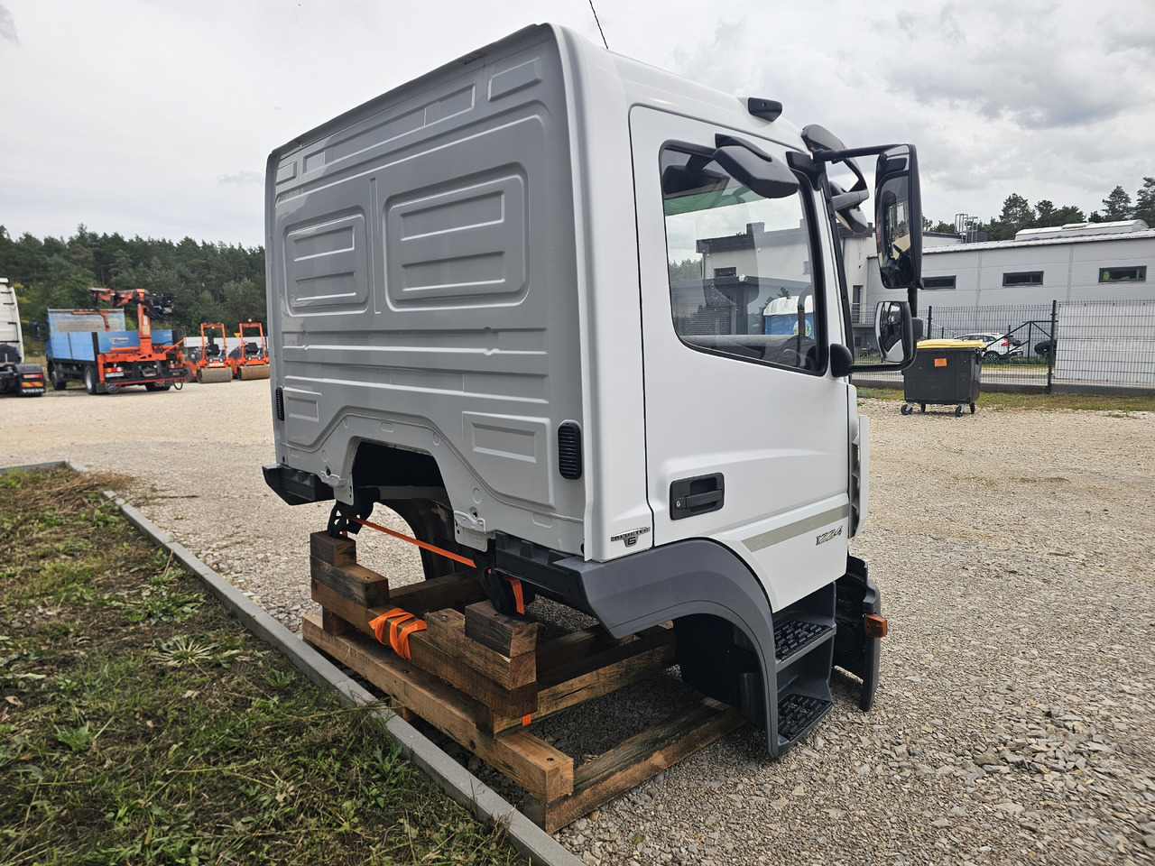 MERCEDES-BENZ ATEGO EURO 6 / COMPLETE CABINE - 驾驶室:图5 MERCEDES-BENZ ATEGO EURO 6 / COMPLETE CABINE - 驾驶室:图5