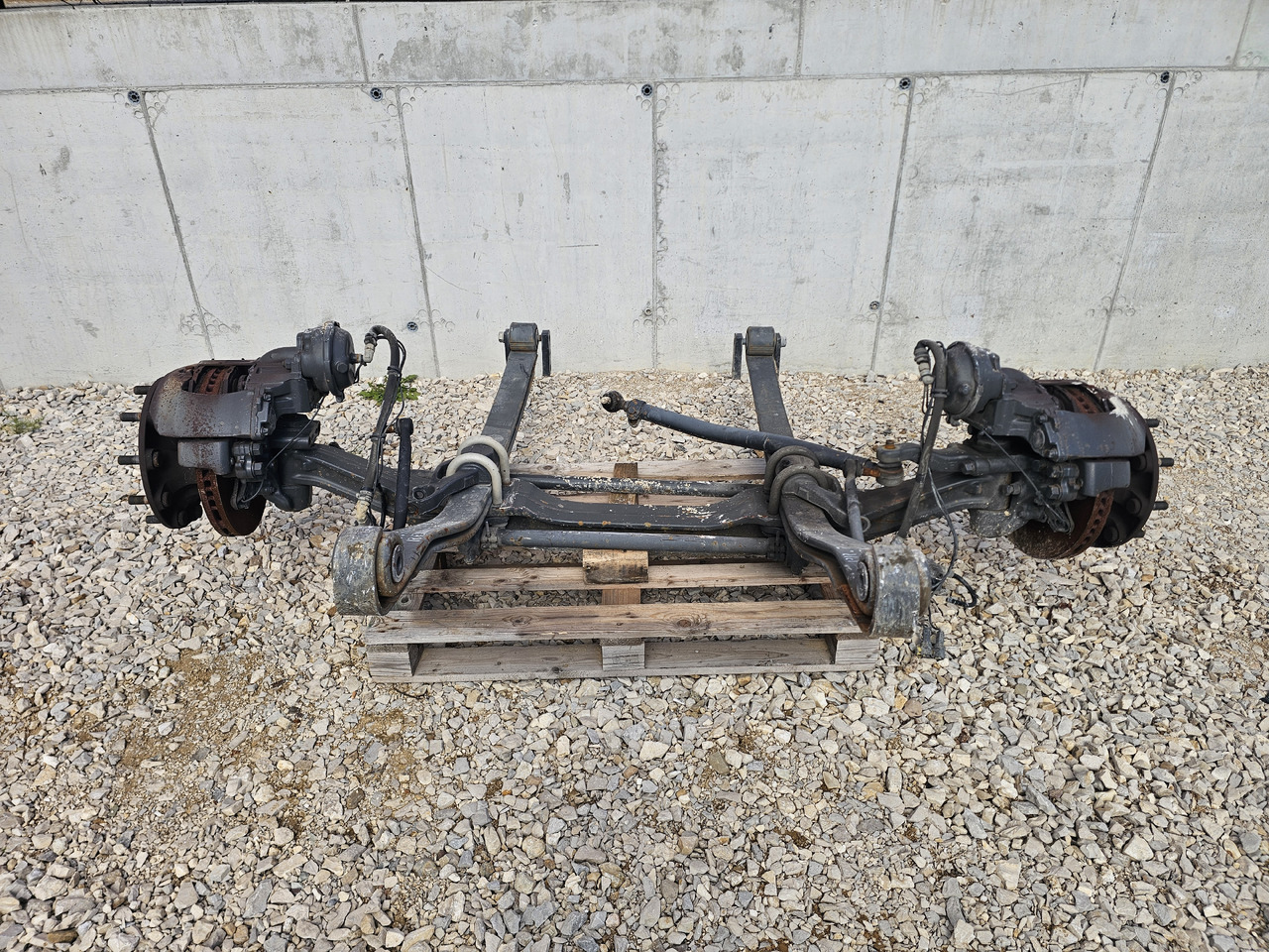 RENAULT RANGE T EURO 6 / COMPLETE FRONT AXLE - 前轴:图2 RENAULT RANGE T EURO 6 / COMPLETE FRONT AXLE - 前轴:图2