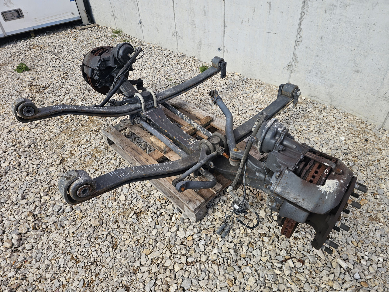 RENAULT RANGE T EURO 6 / COMPLETE FRONT AXLE - 前轴:图4 RENAULT RANGE T EURO 6 / COMPLETE FRONT AXLE - 前轴:图4