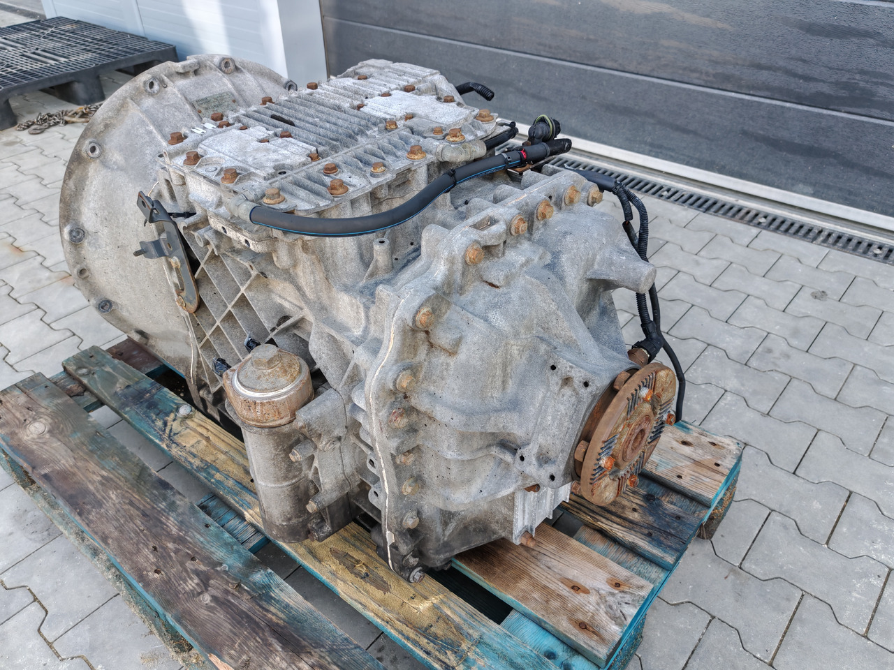 变速箱 RENAULT VOLVO / AT2412D I-SHIFT / COMPLETE GEARBOX：图6