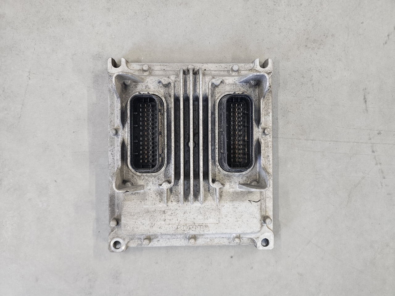 SCANIA R450 EURO 6 / CMS1 CONTROL UNIT / 2660726 - ECU:图2 SCANIA R450 EURO 6 / CMS1 CONTROL UNIT / 2660726 - ECU:图2