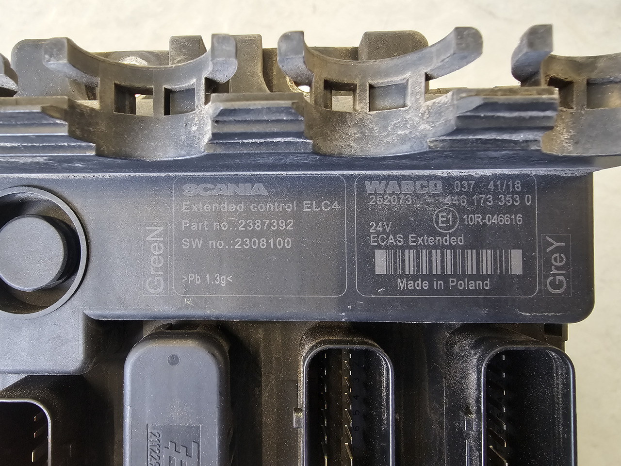 SCANIA S, R, P, G / ELC4 CONTROL UNIT / 2387392 - ECU:图4 SCANIA S, R, P, G / ELC4 CONTROL UNIT / 2387392 - ECU:图4