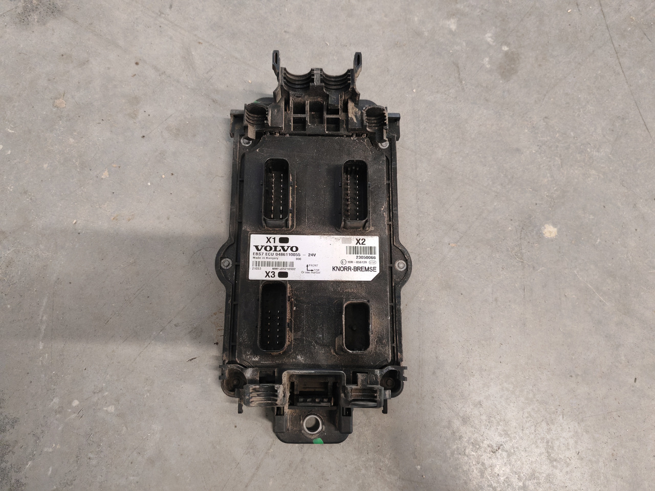 VOLVO FH5 FM5 EURO 6 / EBS CONTROL UNIT / 23050066 - ECU:图2 VOLVO FH5 FM5 EURO 6 / EBS CONTROL UNIT / 23050066 - ECU:图2
