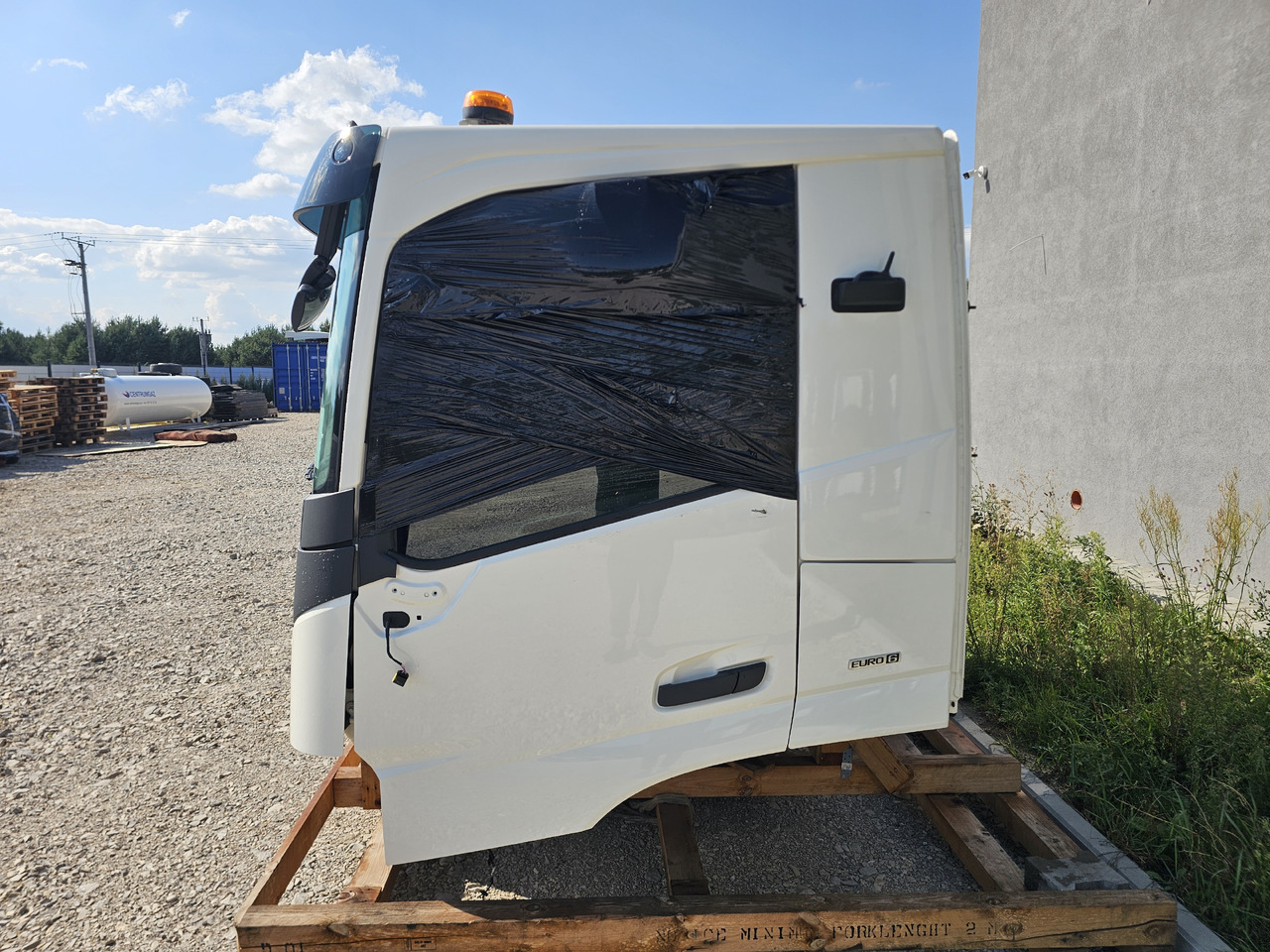 VOLVO FM5 FMX LOW DAY CAB / FULLY COMPLETE / BRAND NEW - 驾驶室:图5 VOLVO FM5 FMX LOW DAY CAB / FULLY COMPLETE / BRAND NEW - 驾驶室:图5