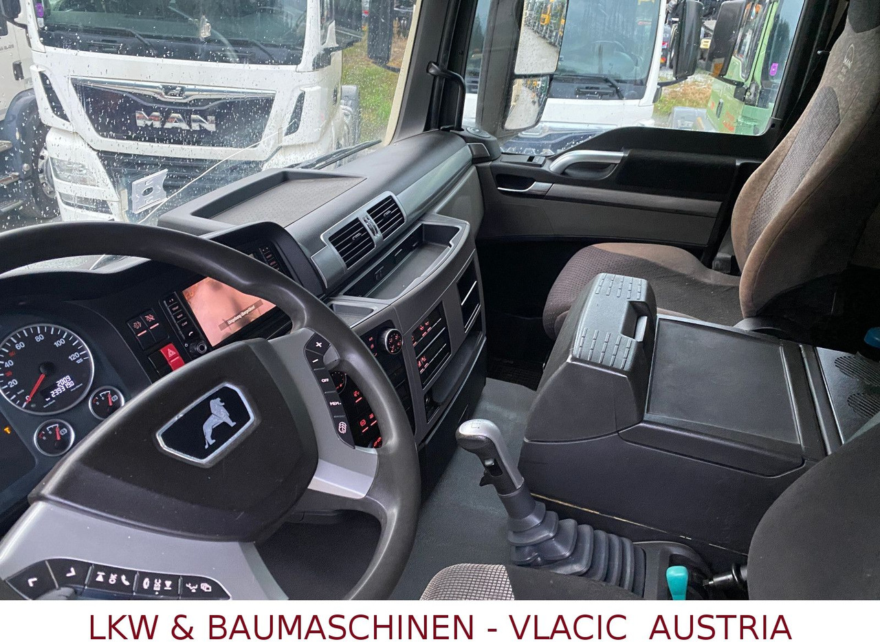 MAN 33.500 6x6 MIT KRAN PENZ - 木材运输车, 起重车:图5 MAN 33.500 6x6 MIT KRAN PENZ - 木材运输车, 起重车:图5