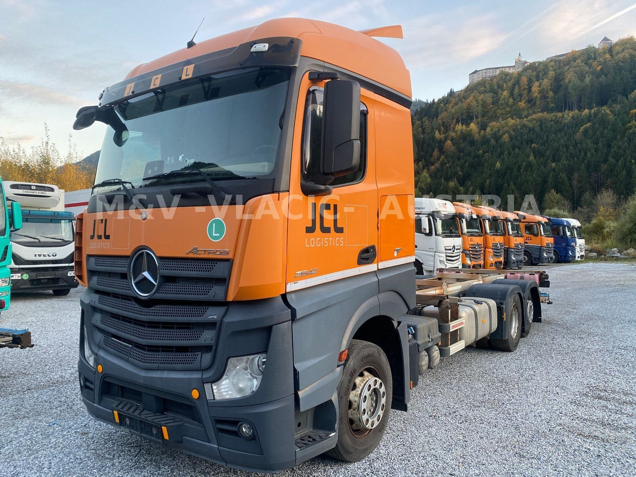 Mercedes-Benz 2542 - 集装箱运输车/ 可拆卸车身的卡车:图1 Mercedes-Benz 2542 - 集装箱运输车/ 可拆卸车身的卡车:图1