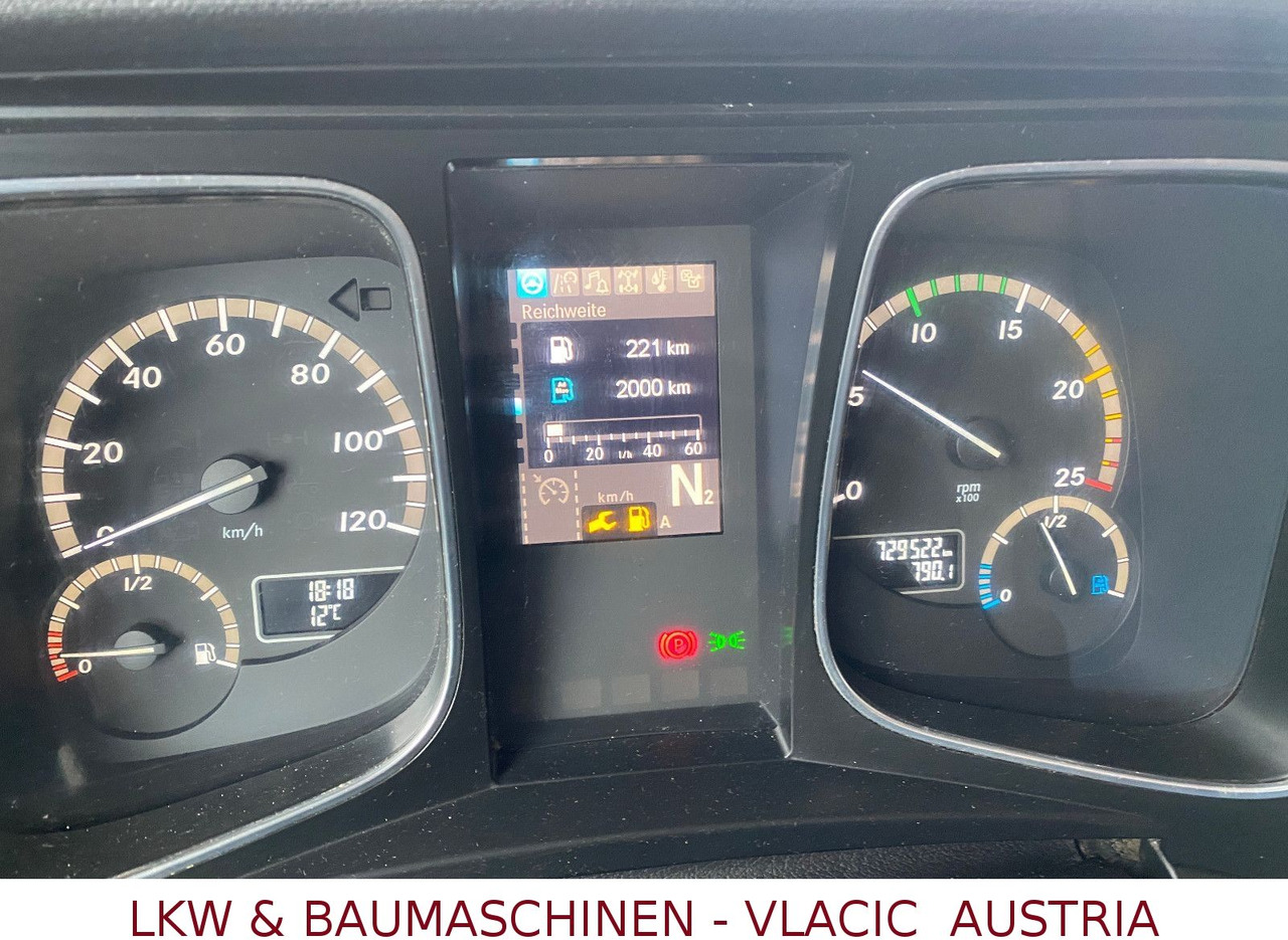 Mercedes-Benz 2563 - 吊钩升降车:图3 Mercedes-Benz 2563 - 吊钩升降车:图3