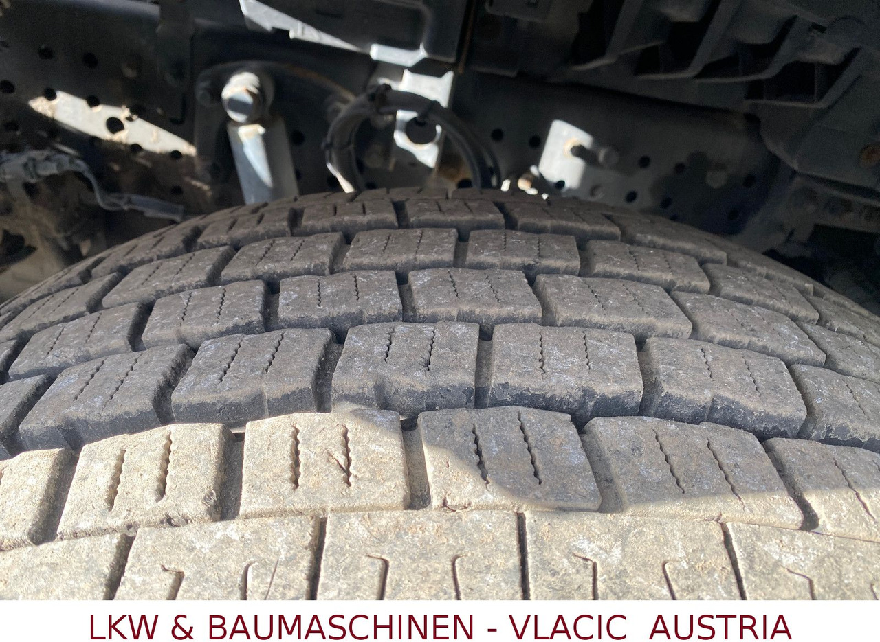 吊钩升降车 Mercedes-Benz 2563：图11