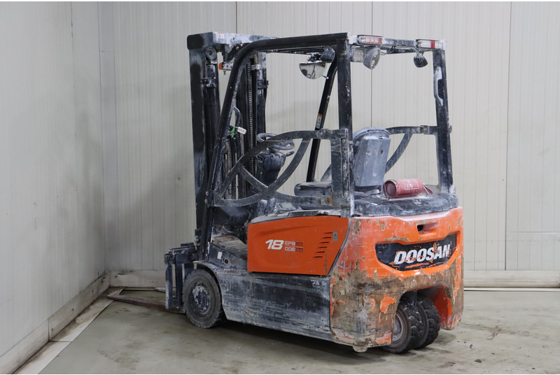 Doosan B18T-7 - 电动叉车:图5 Doosan B18T-7 - 电动叉车:图5