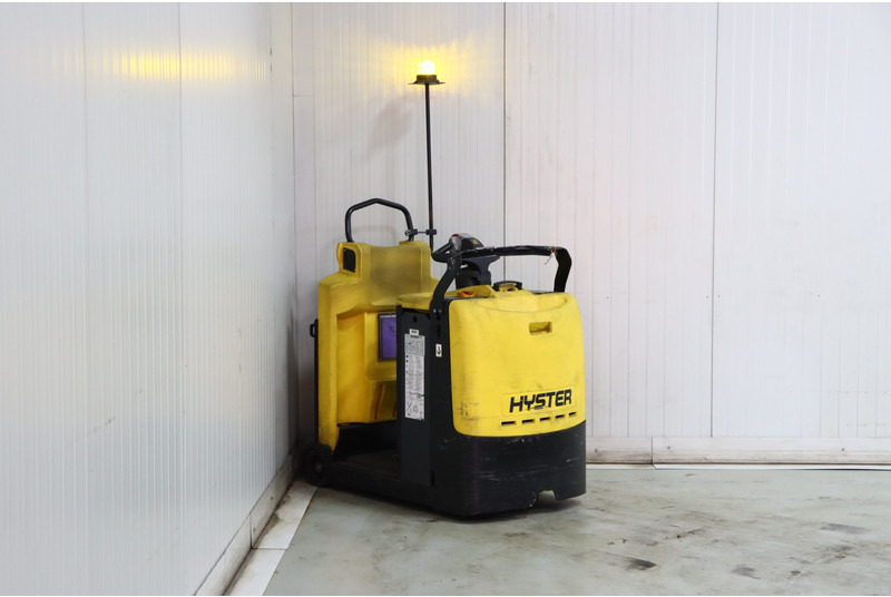 Hyster LO5.0T - 牵引车站:图5 Hyster LO5.0T - 牵引车站:图5