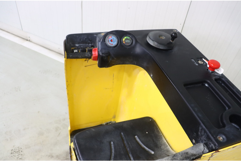 Hyster RP2.0N - 码垛车:图3 Hyster RP2.0N - 码垛车:图3