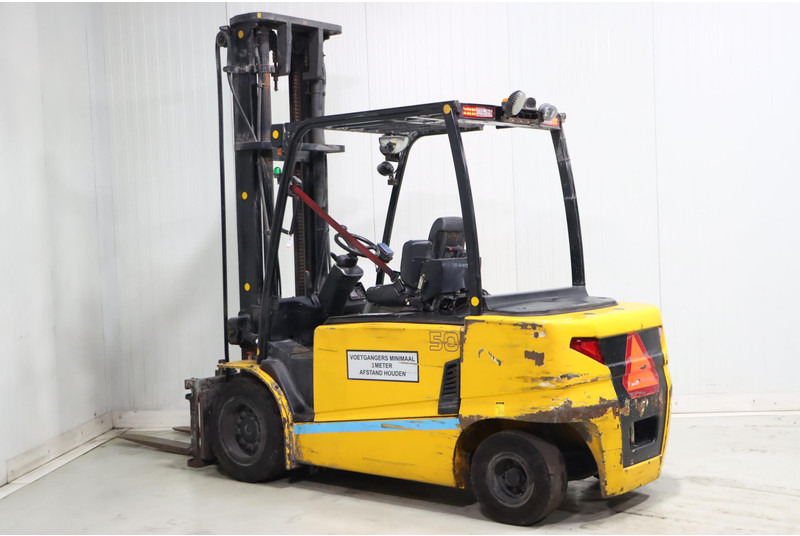 Hyundai 50B-9 - 电动叉车:图4 Hyundai 50B-9 - 电动叉车:图4