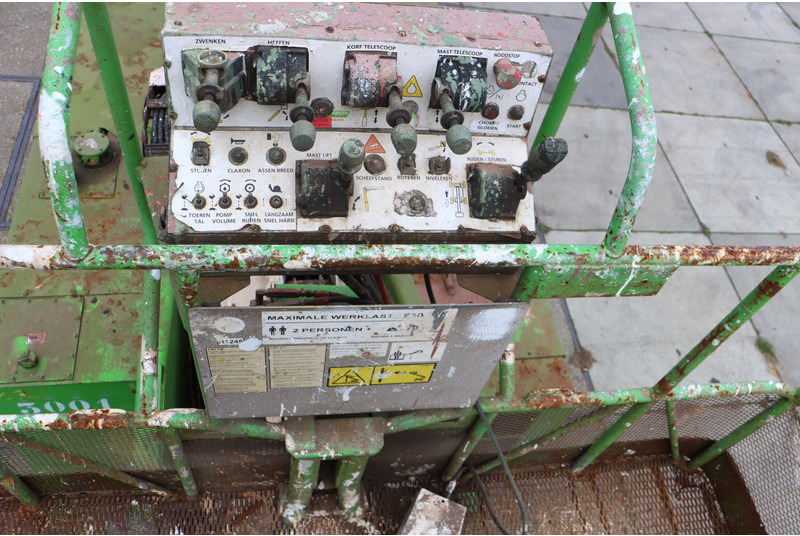 JLG 150 HAX - 铰接臂:图2 JLG 150 HAX - 铰接臂:图2