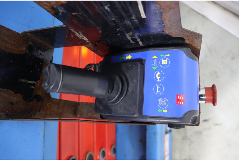 Mantall XE140W - 剪式升降机:图2 Mantall XE140W - 剪式升降机:图2