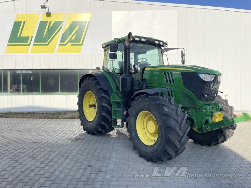 John Deere 6215R - 拖拉机:图1 John Deere 6215R - 拖拉机:图1