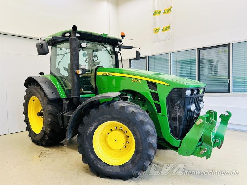 John Deere 8320R - 拖拉机:图2 John Deere 8320R - 拖拉机:图2