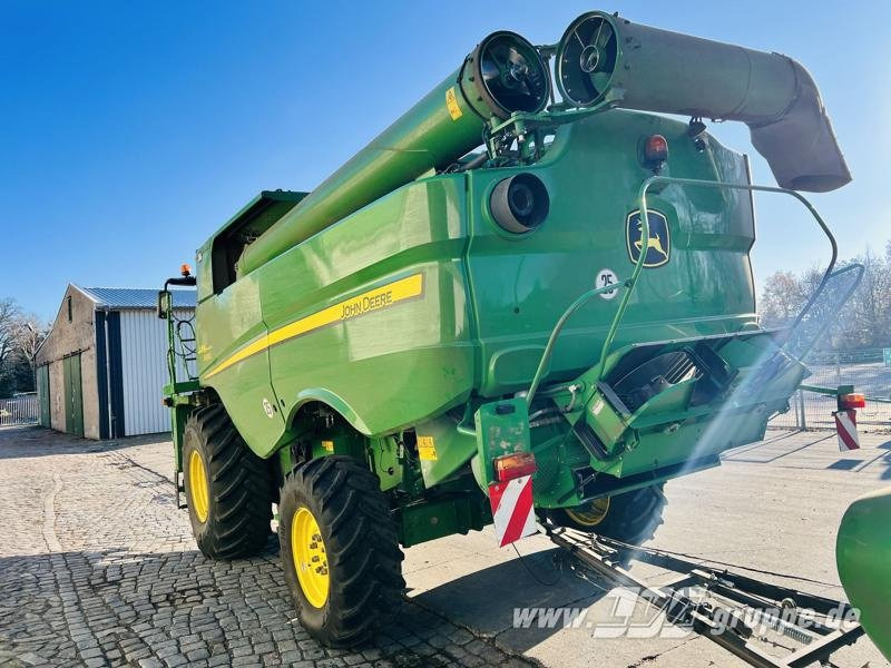 John Deere S690 - 联合收割机:图4 John Deere S690 - 联合收割机:图4