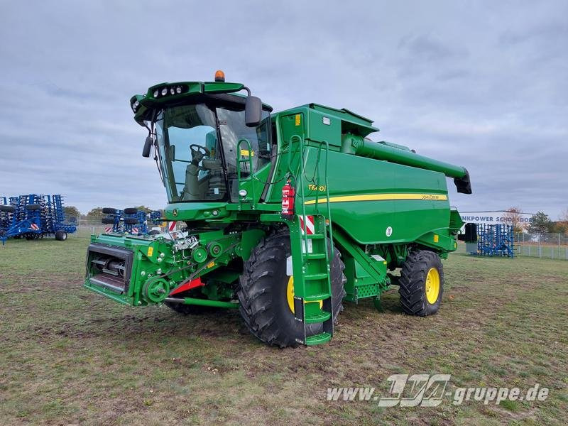 John Deere T660i - 联合收割机:图1 John Deere T660i - 联合收割机:图1