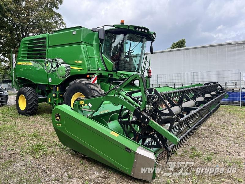 John Deere T670 i - 联合收割机:图2 John Deere T670 i - 联合收割机:图2