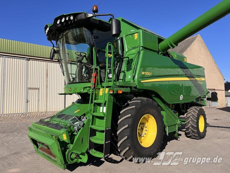 John Deere W550 - 联合收割机:图2 John Deere W550 - 联合收割机:图2