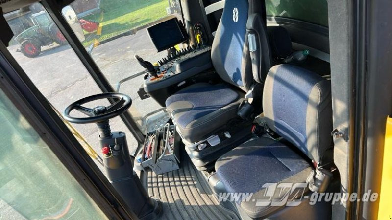 New Holland CR9.90 - 联合收割机:图5 New Holland CR9.90 - 联合收割机:图5