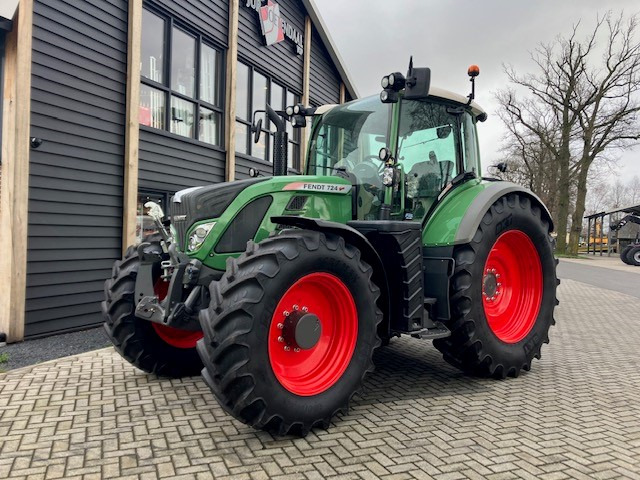 FENDT 724 profi plus - 拖拉机:图1 FENDT 724 profi plus - 拖拉机:图1
