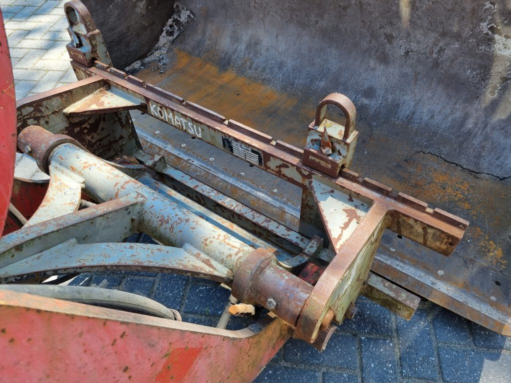轮式装载机 KOMATSU WA70-5：图8