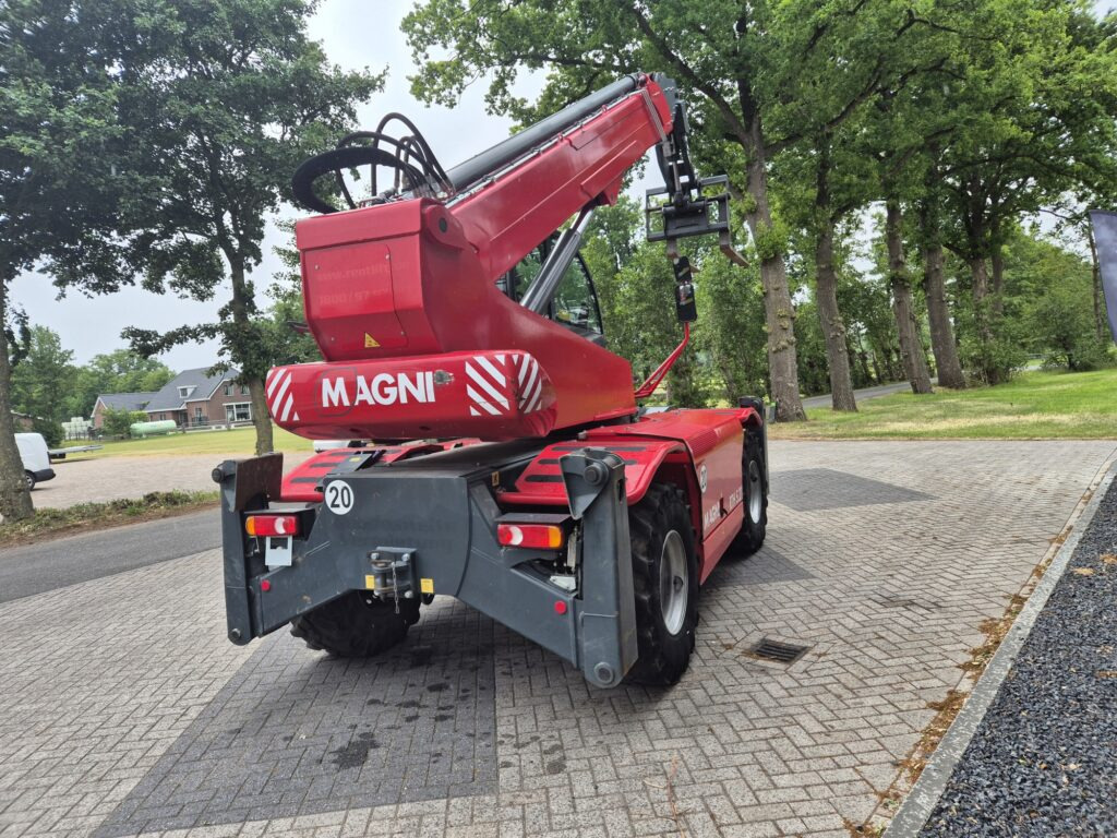MAGNI RTH 5.21 D/D - 伸缩臂叉装车:图5 MAGNI RTH 5.21 D/D - 伸缩臂叉装车:图5