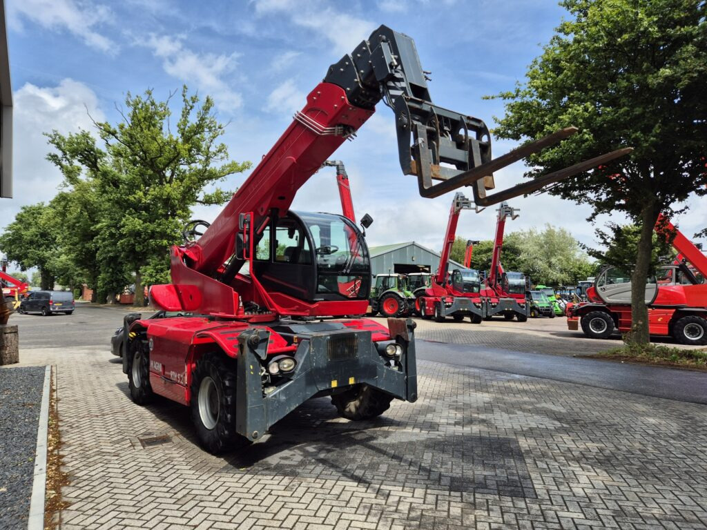 MAGNI RTH 5.21 D/D - 伸缩臂叉装车:图4 MAGNI RTH 5.21 D/D - 伸缩臂叉装车:图4