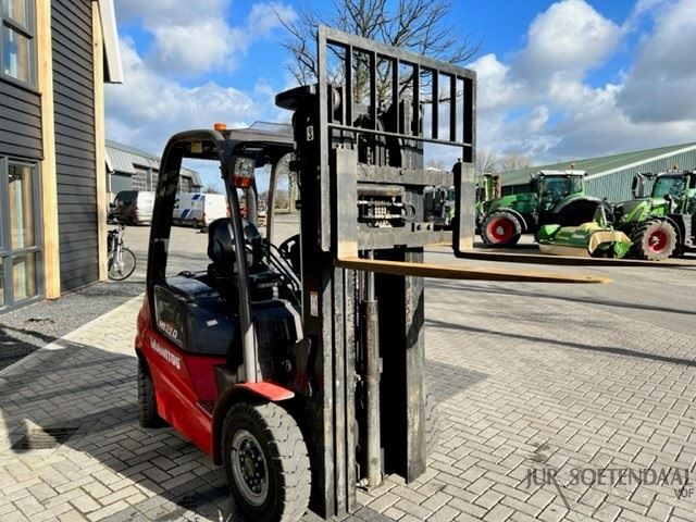 MANITOU MI25D - 柴油叉车:图2 MANITOU MI25D - 柴油叉车:图2