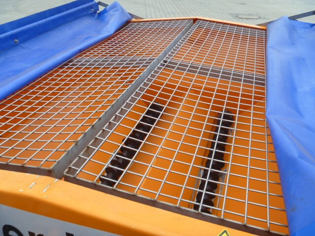 Unimog Salzstreuer Gmeiner STA2500TC FS - 撒沙机/ 撒盐机:图5 Unimog Salzstreuer Gmeiner STA2500TC FS - 撒沙机/ 撒盐机:图5