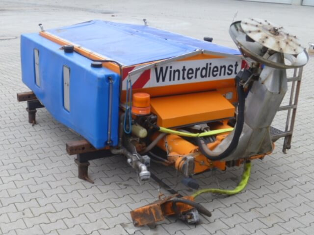 Unimog Salzstreuer Gmeiner STA2500TC FS - 撒沙机/ 撒盐机:图1 Unimog Salzstreuer Gmeiner STA2500TC FS - 撒沙机/ 撒盐机:图1