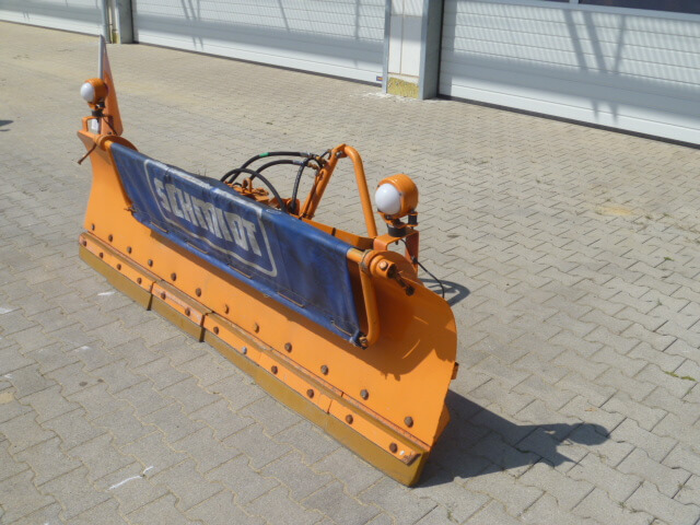 Unimog Schneepflug - Schneeschild Schmidt F11L - 推雪板:图2 Unimog Schneepflug - Schneeschild Schmidt F11L - 推雪板:图2