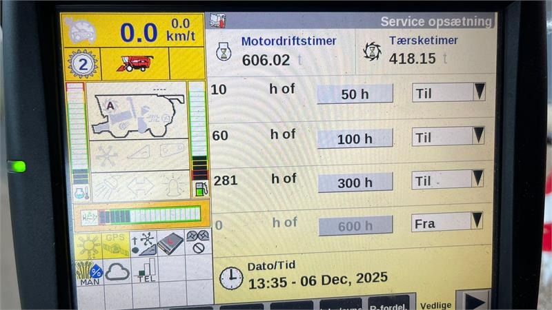 Case IH 8250 Axial-Flow med 35fod Varicut skærebord. Dansk - 联合收割机:图2 Case IH 8250 Axial-Flow med 35fod Varicut skærebord. Dansk - 联合收割机:图2