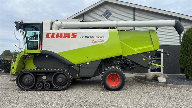 Claas LEXION 560 Med ny bælter og 4wd - 联合收割机:图5 Claas LEXION 560 Med ny bælter og 4wd - 联合收割机:图5