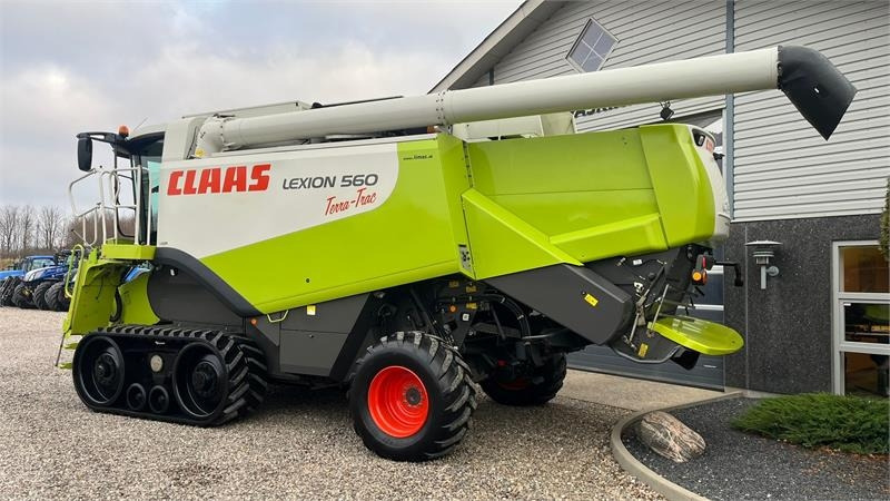 Claas LEXION 560 Med ny bælter og 4wd - 联合收割机:图3 Claas LEXION 560 Med ny bælter og 4wd - 联合收割机:图3