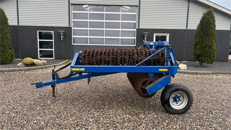 Dal-Bo Minimax 630 Med Crosskrill-ringe - 农场碾压机:图1 Dal-Bo Minimax 630 Med Crosskrill-ringe - 农场碾压机:图1