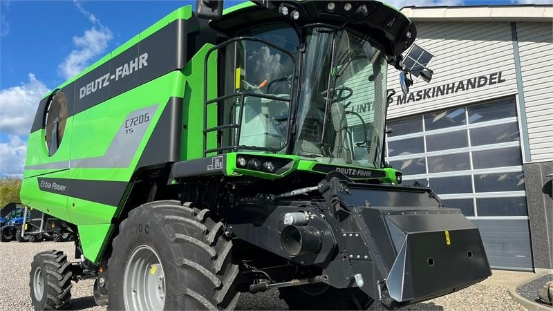 Deutz-fahr C7206 With 24feed - 7.2m header. New and unused Co - 联合收割机:图5 Deutz-fahr C7206 With 24feed - 7.2m header. New and unused Co - 联合收割机:图5