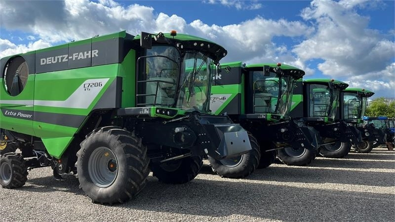 Deutz-fahr C7206 With 24feed - 7.2m header. New and unused Co - 联合收割机:图3 Deutz-fahr C7206 With 24feed - 7.2m header. New and unused Co - 联合收割机:图3
